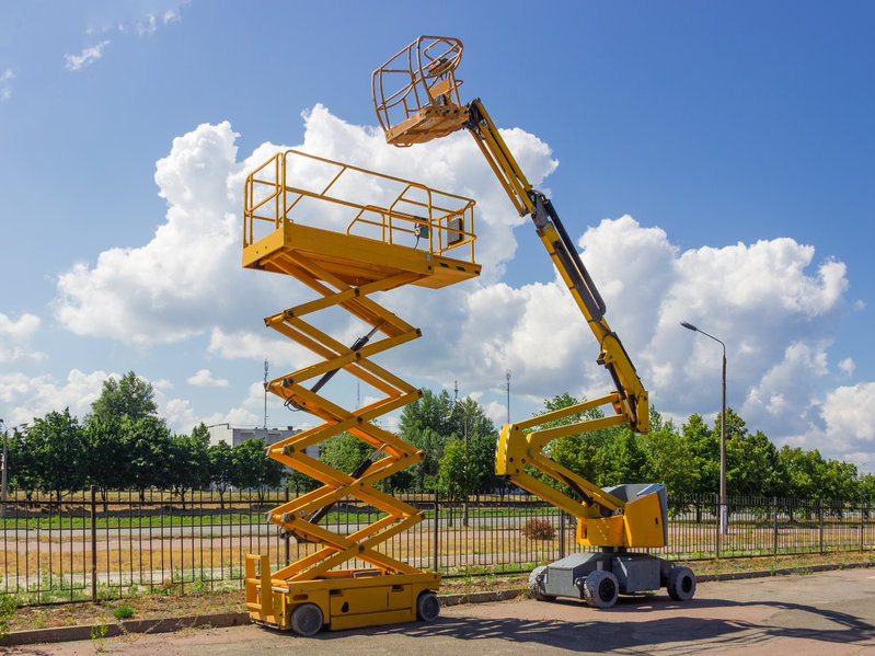 self propelled wheeled articulated boom lift and scissor lift