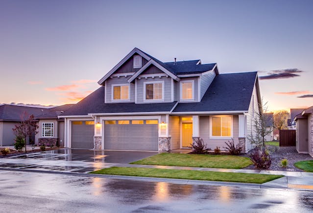 Pourquoi confier la vente de votre fond de commerce à une agence immobilière ?